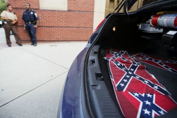Khawatir Rusuh Lagi, AS Selidiki Penemuan Bendera Pemberontak Di Gereja Kulit Hitam Atlanta - JPNN.COM