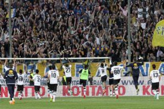 Terlempar ke Serie D, Parma Pecahkan Rekor Tiket Terusan Semusim - JPNN.COM