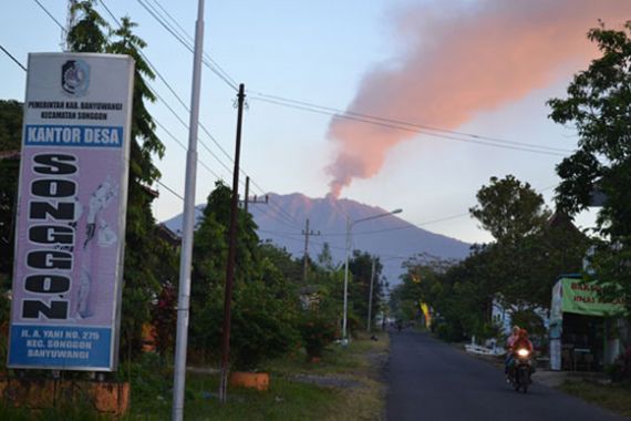 Efek Gunung Raung: Bandara Jember Dibuka, Banyuwangi Masih Ditutup - JPNN.COM