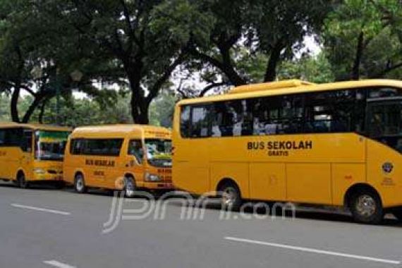 Bus Sekolah Jadi Pengumpan untuk Busway - JPNN.COM