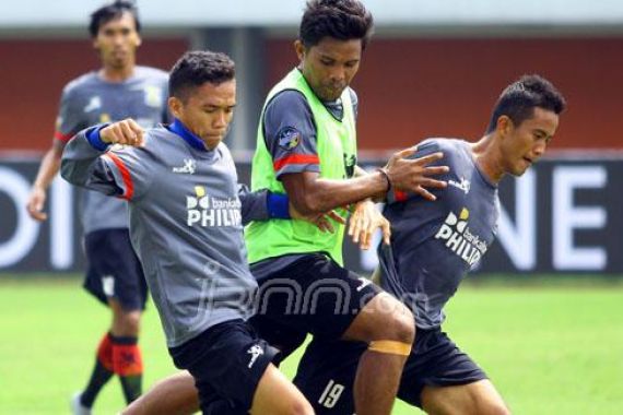 Persiba Balikpapan Tetap Latihan Meski Tak Lengkap - JPNN.COM