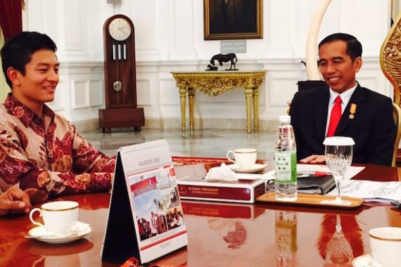 Jokowi Minta Bu Rini Carikan Uang untuk Rio Haryanto Balapan di F1 - JPNN.COM