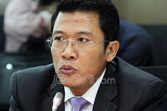 Misbakhun Tuding SBY Dalang Century, Jubir Demokrat Meradang - JPNN.COM