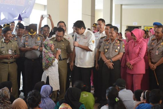 Relawan Jokowi Dukung Ahok Relokasi Warga Kampung Pulo - JPNN.COM