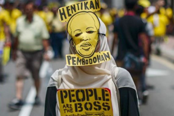 Tak Mau Dipimpin Najib, Mahathir Dipanggil Polisi - JPNN.COM