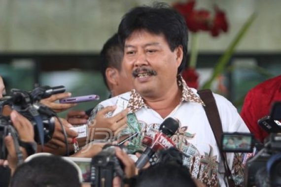 Mantan Terpidana Kasus Cek Pelawat Sambangi KPK, Ada Apa? - JPNN.COM