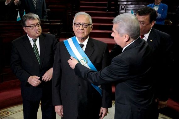 Otto Perez Ditahan, Guatemala Lantik Alejandro Maldonado sebagai Presiden Baru - JPNN.COM