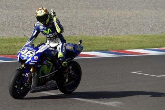 Waduh.. Beraatttt... Valentino Rossi Langsung tak Berkutik - JPNN.COM