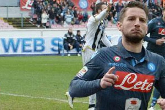 Napoli Kemungkinan Perpanjang Kontrak Mertens - JPNN.COM