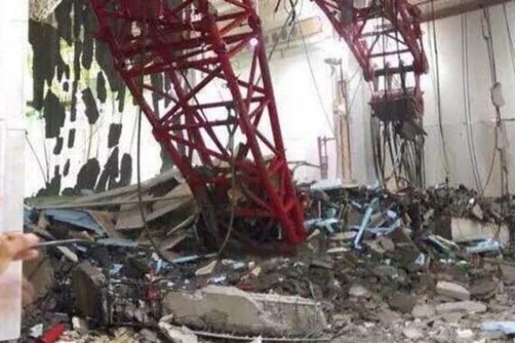 Crane Jatuh di Masjidil Haram, Ini Keterangan Resmi Pemerintah Saudi - JPNN.COM