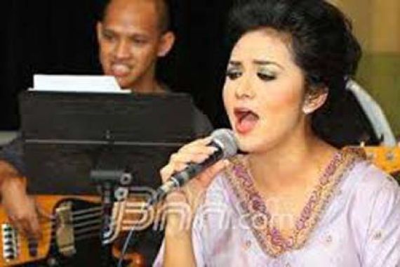 Aurel Sering Galau di Medsos, Ini Janji KD - JPNN.COM