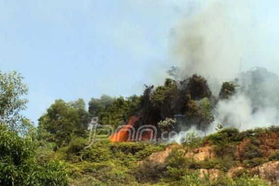 Wah... Dikepung Titik Api, Riau Tak Layak Huni - JPNN.COM
