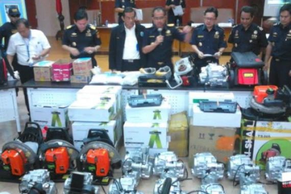 Dirjen Bea Cukai dan BNN Gelar Barang Bukti 57 Kg Sabu - JPNN.COM