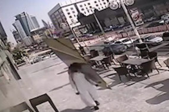 VIDEO Pria Arab Super Beruntung, Selamat dari Maut yang Satu Ini - JPNN.COM