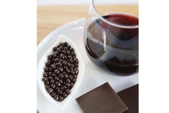 Senyawa yang Ditemukan di Red Wine dan Coklat Bisa Melawan Alzheimer - JPNN.COM