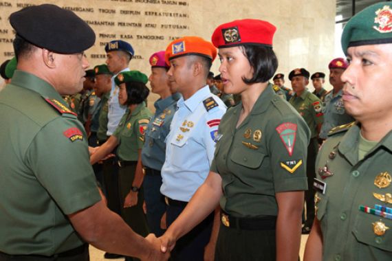 Panglima Berangkatkan 70 Prajurit TNI ke Korea Selatan - JPNN.COM
