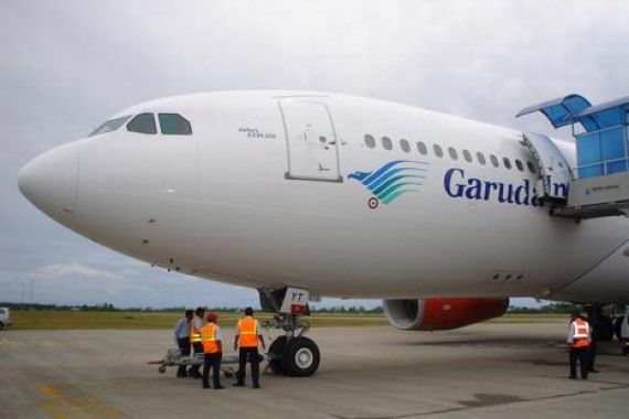 Garuda Bantah Telantarkan Penumpang Tujuan Pekanbaru di Medan - JPNN.COM