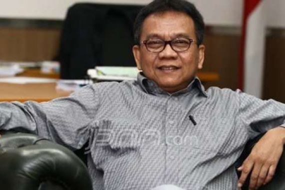 Wakil Ketua DPRD DKI: Demi Keamanan, Nomor Pelat Merah Diganti Hitam - JPNN.COM