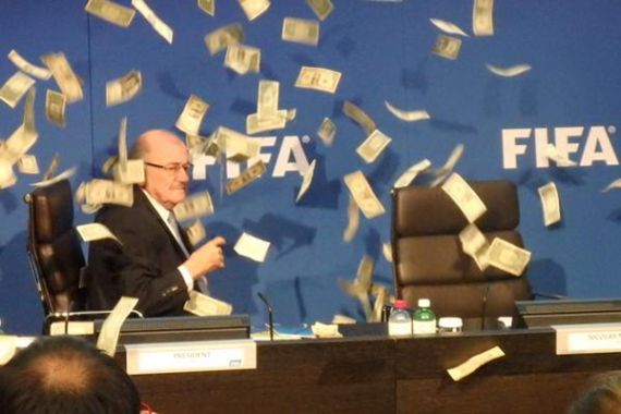 4 Sponsor Top Dunia Minta Blatter Lengser dari FIFA - JPNN.COM