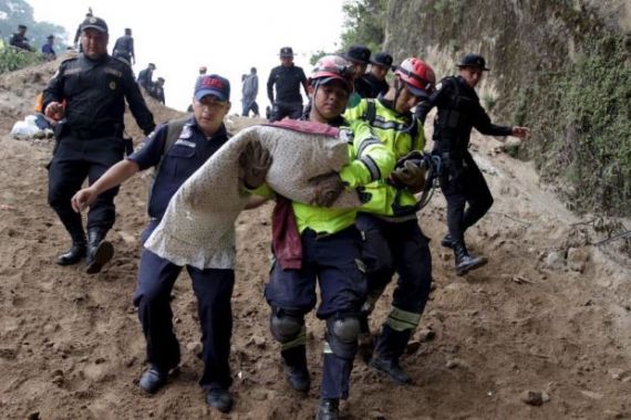 Guatemala Ditimpa Tanah Longsor, 30 Tewas, 600 Orang Lebih Hilang - JPNN.COM