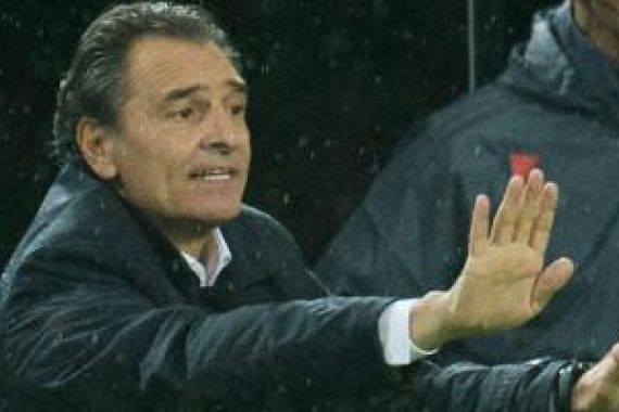 Prandelli Pikir Kebesaran Milan Membebani Para Pemain - JPNN.COM