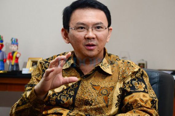 Ahok: Suruh ABG Cuci WC di Gelora Bung Karno - JPNN.COM