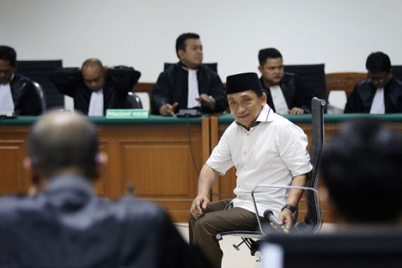 Fuad Amin Isyaratkan Banding Vonis Ringan Pengadilan Tipikor - JPNN.COM
