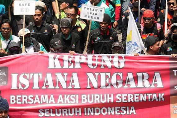 Buruh: Jokowi-JK Sukses Membuat Rakyat Makin Miskin - JPNN.COM