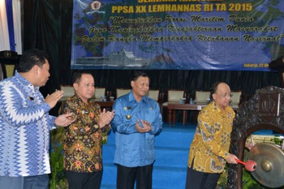 Gubernur Lemhannas Buka Seminar di KRI Banda Aceh - JPNN.COM