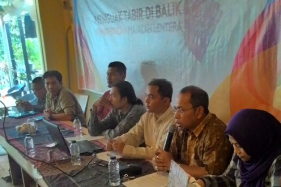 Terkait Pembredelan Majalah, Kapolri Diminta Tegur Kapolres Ini - JPNN.COM