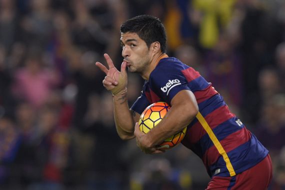 Suarez Hattrick, Barca Tempel Real Madrid - JPNN.COM