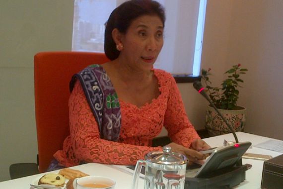 Menko Rizal Larang Tenggelamin Kapal, Begini Reaksi Menteri Susi - JPNN.COM