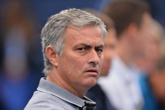 FA Dakwa Mourinho 'Menyerang' Wasit, Mourinho Terancam Hukuman - JPNN.COM