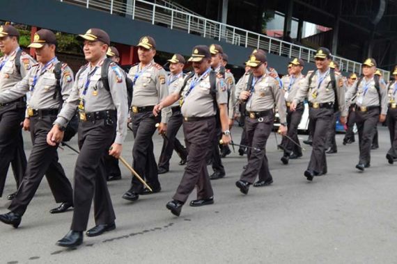 Banyak Polisi Bunuh Diri karena Perempuan, IPW: Buka Hatimu... - JPNN.COM