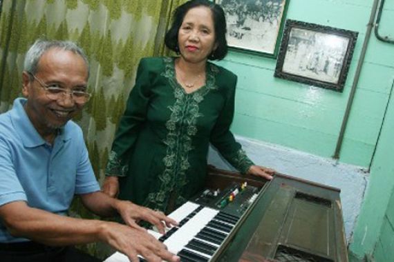 Pencipta Lagu Hymne Guru Tutup Usia, Ini Penjelasan Istri Almarhum - JPNN.COM