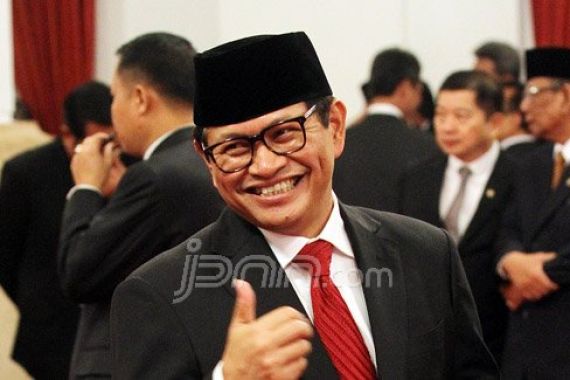 Zulkifli Temui Jokowi Bahas Reshuffle? Pramono: Tunggu Ajalah - JPNN.COM