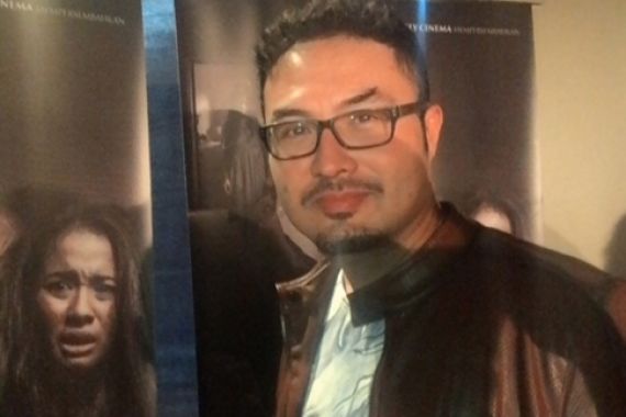 Surya Saputra Cium Bibir Laudya Cynthia Bella, Mau Tahu Rasanya? - JPNN.COM