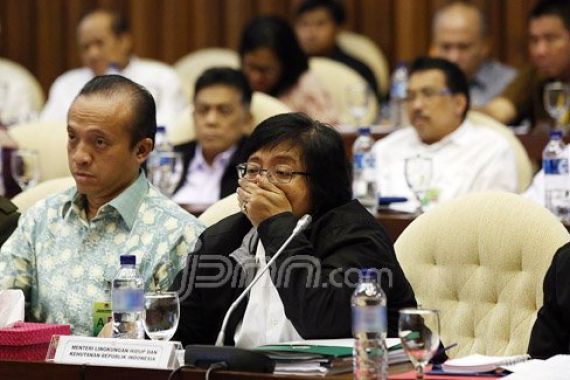 Menteri Siti Pastikan Pergub yang Kontroversial di Kalteng Sudah Dicabut - JPNN.COM