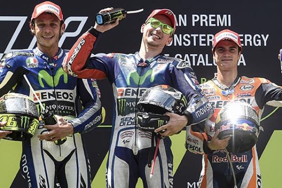 MotoGP: Rossi Bantu Duo Ducati untuk Start di Depan Lorenzo - JPNN.COM