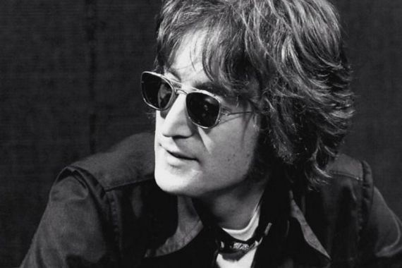 Baru Ketemu Setelah 40 Tahun, Gitar John Lennon Laku Rp 32 Miliar! - JPNN.COM
