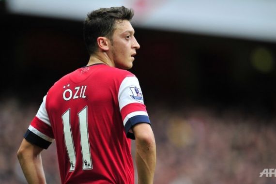 WENGER: Mesut Ozil Ada Potensi Pimpin Arsenal - JPNN.COM