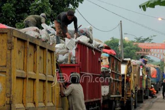 Dengerin Nih DKP!! Kapolda Imbau Gunakan Truk Sampah yang Layak - JPNN.COM