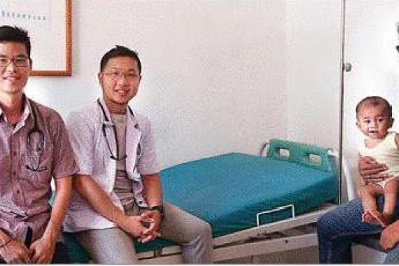 Menilik Perjuangan Dokter Magang di Daerah Pedalaman, Terbanyak Pasien Jatuh dari Pohon - JPNN.COM