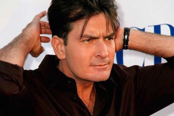 Begini Kondisi Fisik Charlie Sheen Saat Mengakui Positif HIV - JPNN.COM