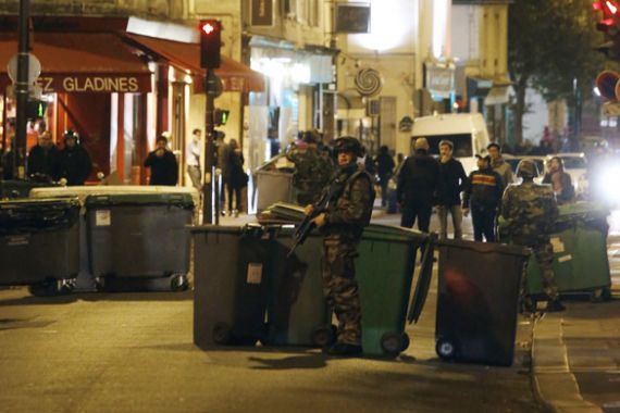 Video Serangan Teroris di Paris: Menegangkan, Untung Senjatanya Sempat Macet - JPNN.COM