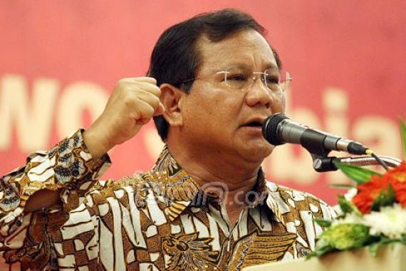 Kata Prabowo Soal Setya Novanto: Kalau Kawan Harus Dibela - JPNN.COM