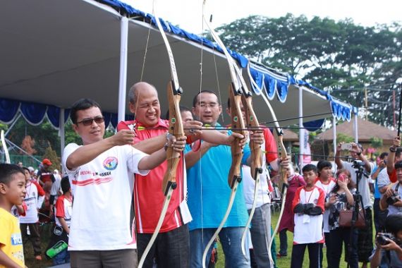 1200 Anak Ramaikan Indonesia Memanah - JPNN.COM