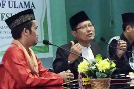 Ceramah dengan Berlebihan Sambil Muter-muter, Ustaz Maulana Minta Maaf - JPNN.COM