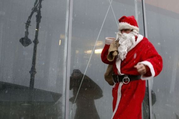 HEBOH, 'Santa Claus' Curi Helikopter, Begini Modusnya... - JPNN.COM
