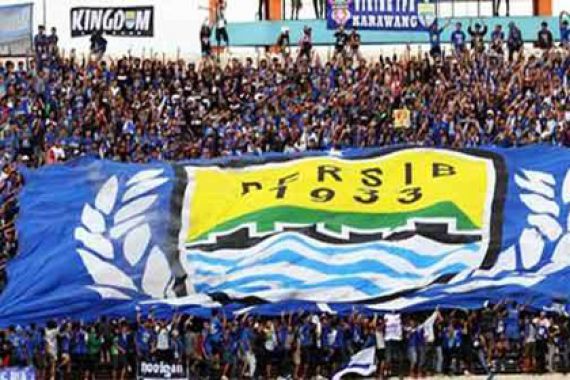 Mau Ehem.. Ehem.. Gelandang Persib Bandung Tegang - JPNN.COM